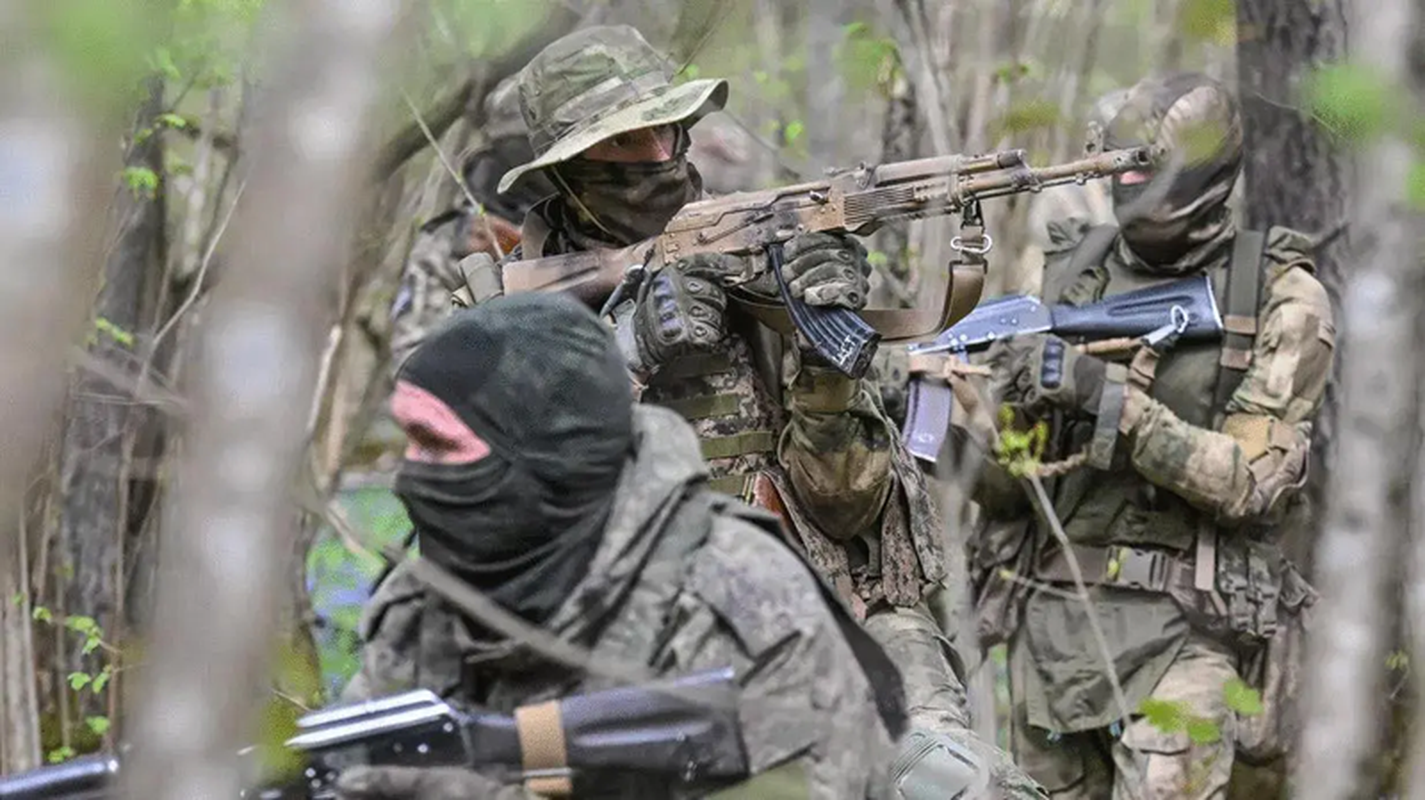 Nga tang toc danh chiem Kurakhove, lu doan tinh nhue Ukraine bi “xoa so”-Hinh-13