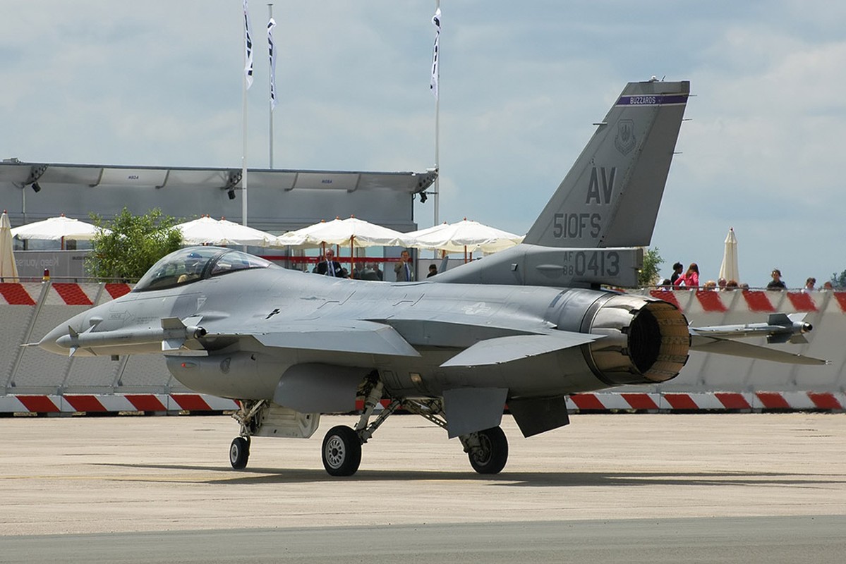 My dua F-16 den Han Quoc, gui thong diep danh thep cho Trieu Tien-Hinh-11