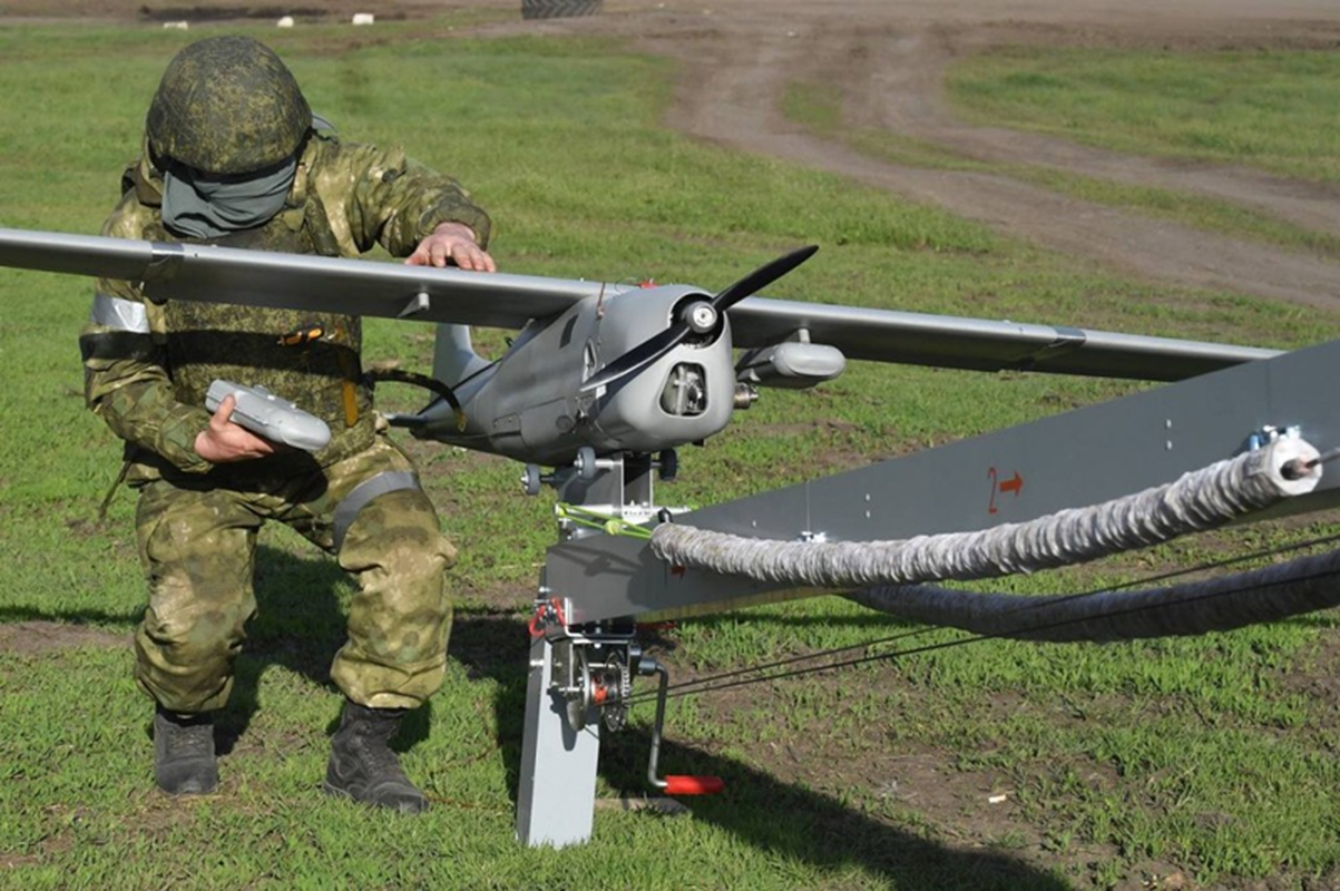 Ukraine ra mat UAV gay soc, the tran cua Nga chim trong bien lua-Hinh-6