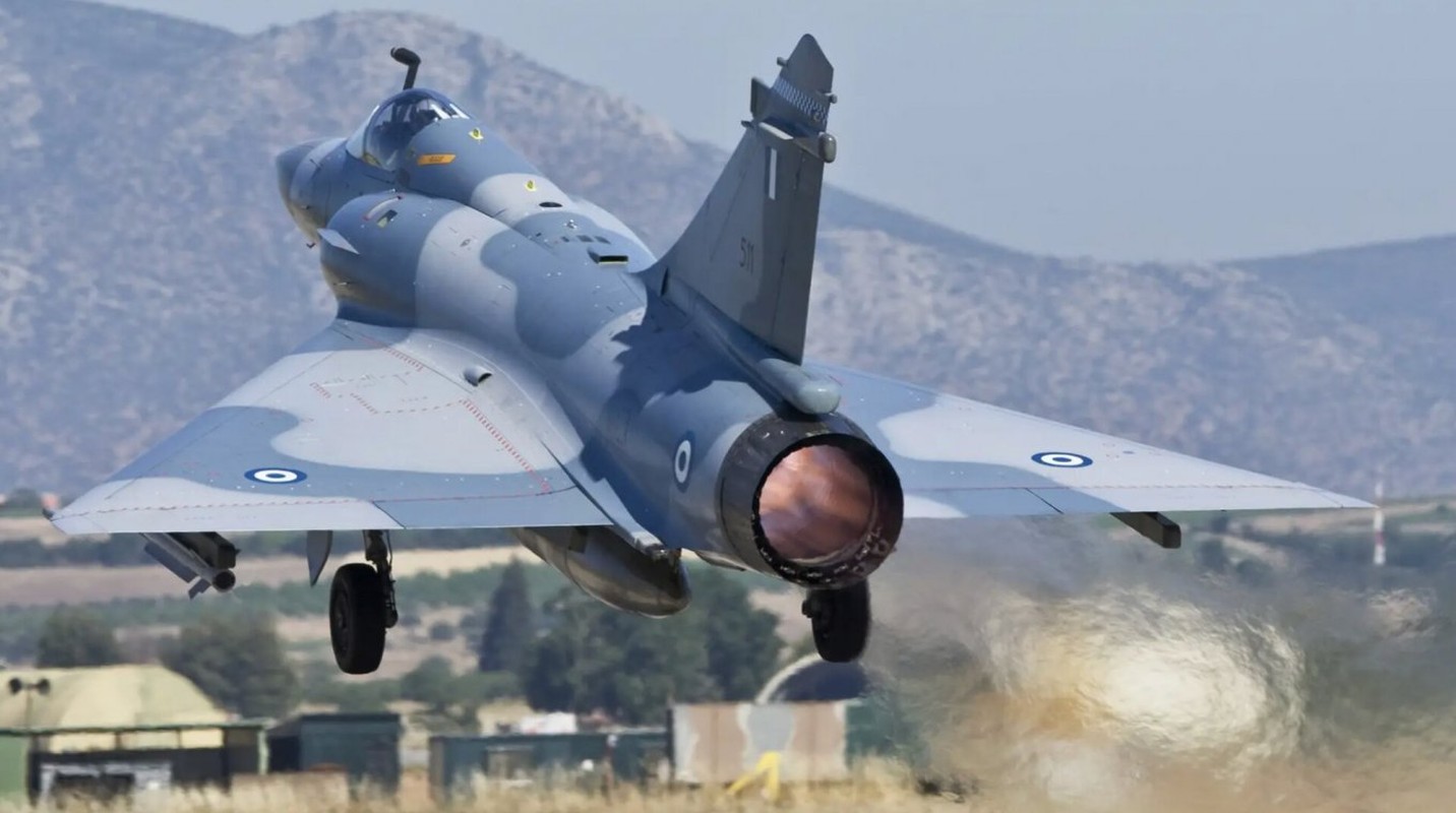 Chuyen gia Anh: Mirage 2000-5 cua Phap “vo dung” trong cuoc chien tai Ukraine-Hinh-9
