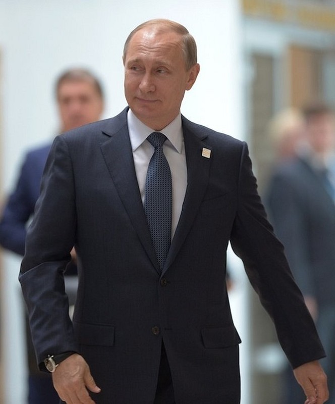 Phong cach thoi trang “hoan hao” cua Tong thong Nga Vladimir Putin