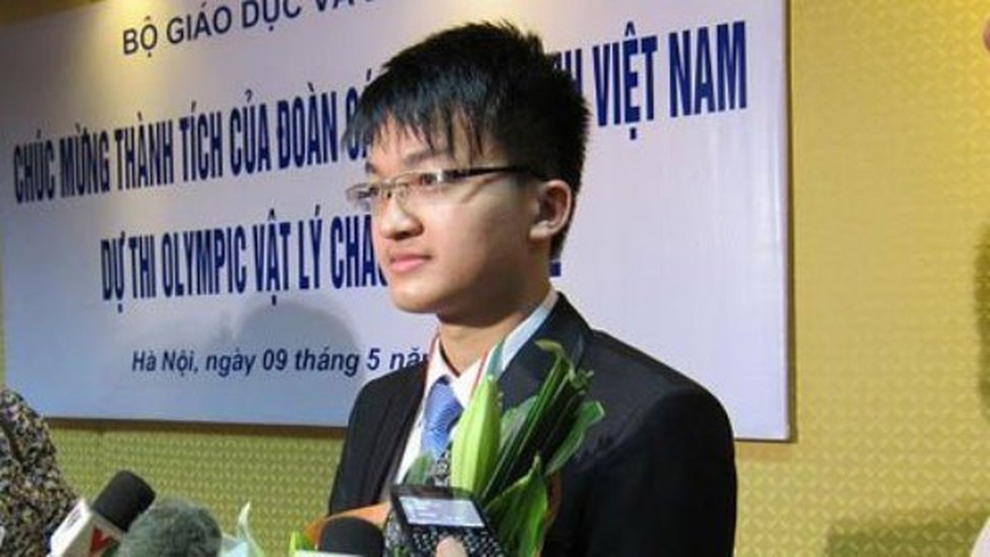 Tai nang Viet nhan hoc bong khung cua truong DH danh tieng-Hinh-8