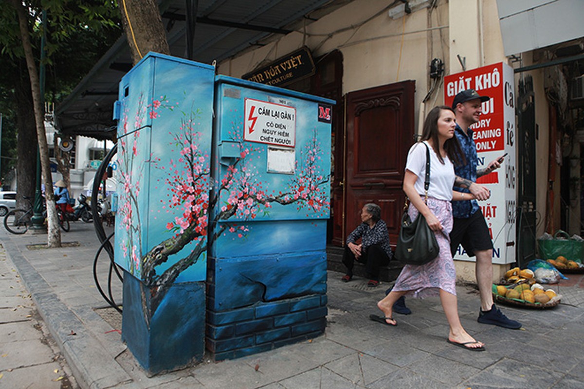 Bot dien ban o Ha Noi bat ngo “no hoa”-Hinh-8