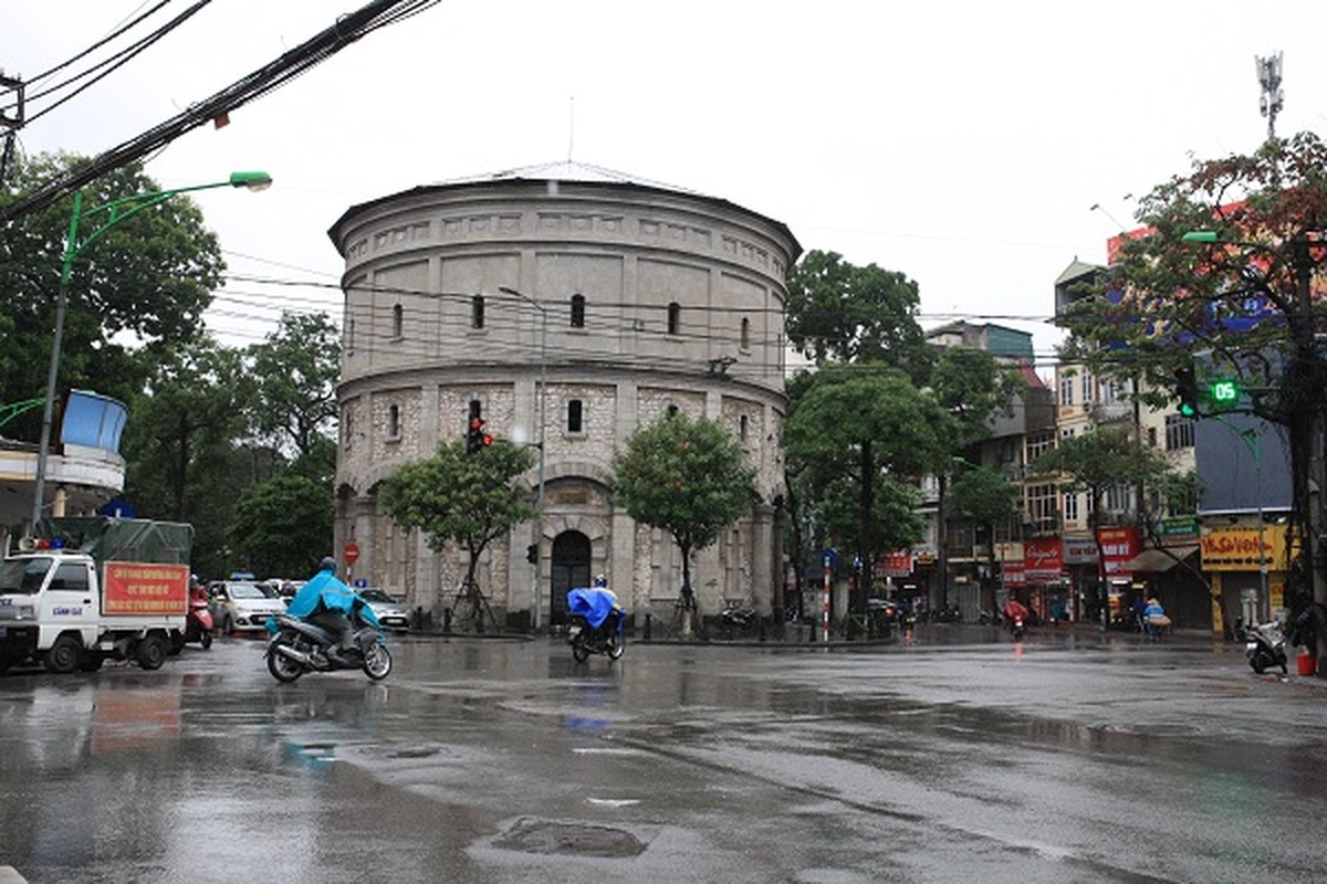 Ha Noi vang ve trong ngay nghi Tet Duong lich 2019-Hinh-4