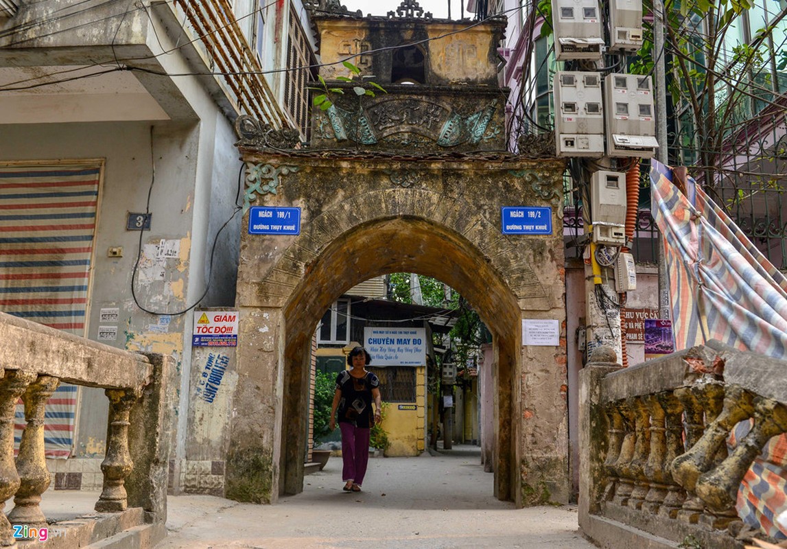 Chua Ba Danh vang ve, yen binh giua long Ha Noi