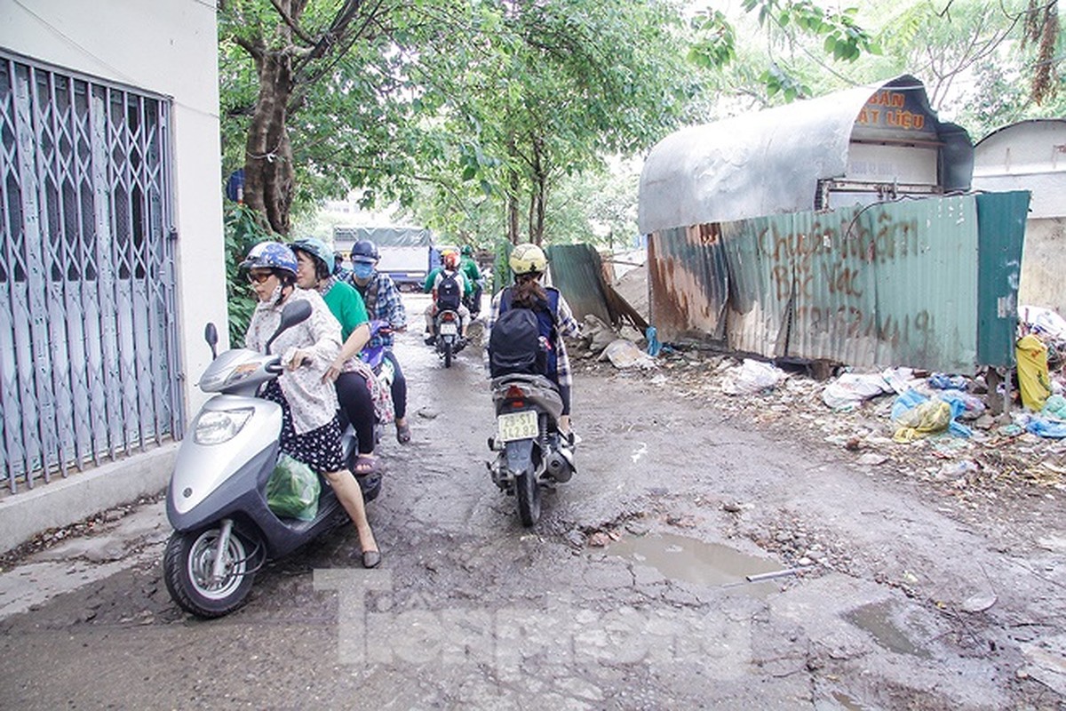 Toan canh tuyen duong tram ty Ha Noi dang trien khai sau 15 nam 'dap chieu'-Hinh-8