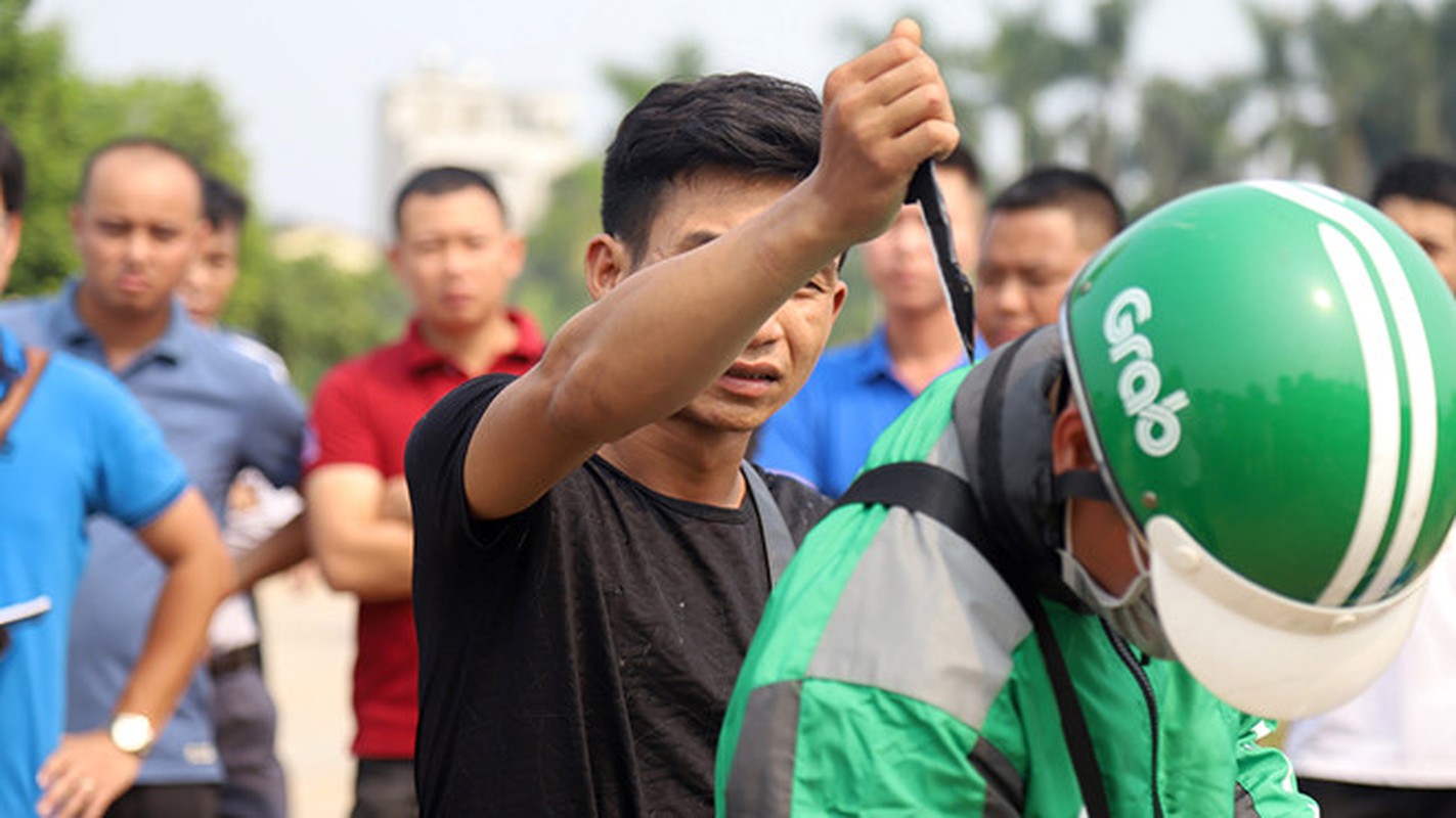 Giet nguoi, den chem ca cong an... dieu gi khien nguoi tre ngay cang bao luc?-Hinh-6