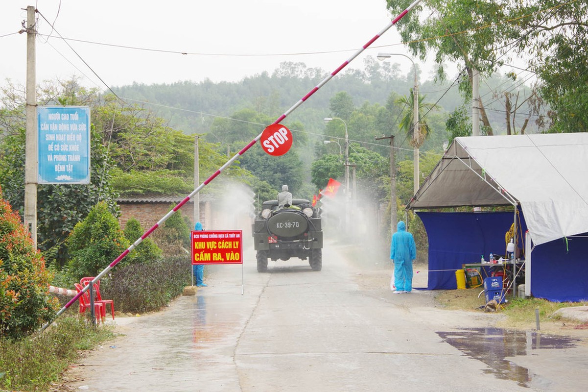 Quang Ninh: Phun khu khuan nhieu khu vuc, lap BV da chien so 3-Hinh-6