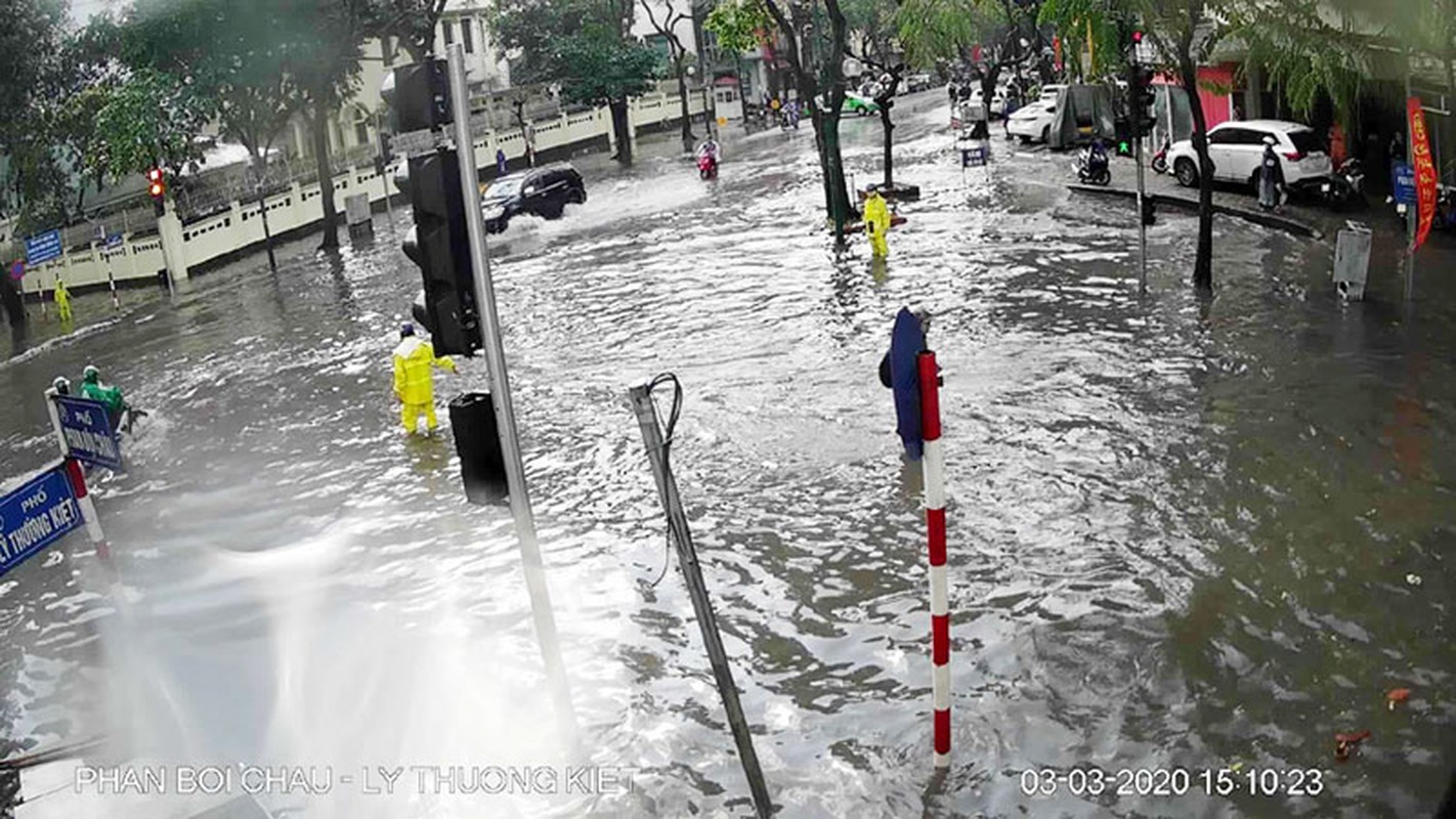 Canh bao 11 trong diem ngap ung khi mua lon o Ha Noi-Hinh-2