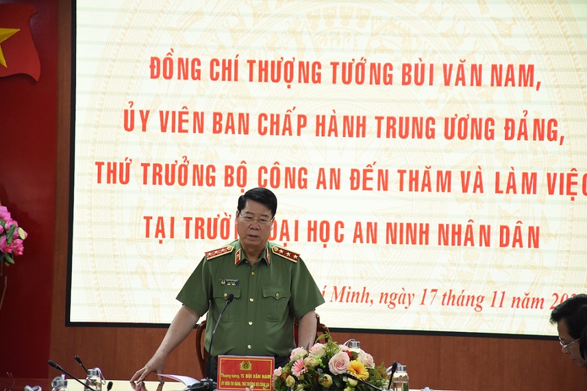 Chan dung 3 thuong tuong vua duoc cho thoi giu chuc Thu truong Bo Cong an-Hinh-6