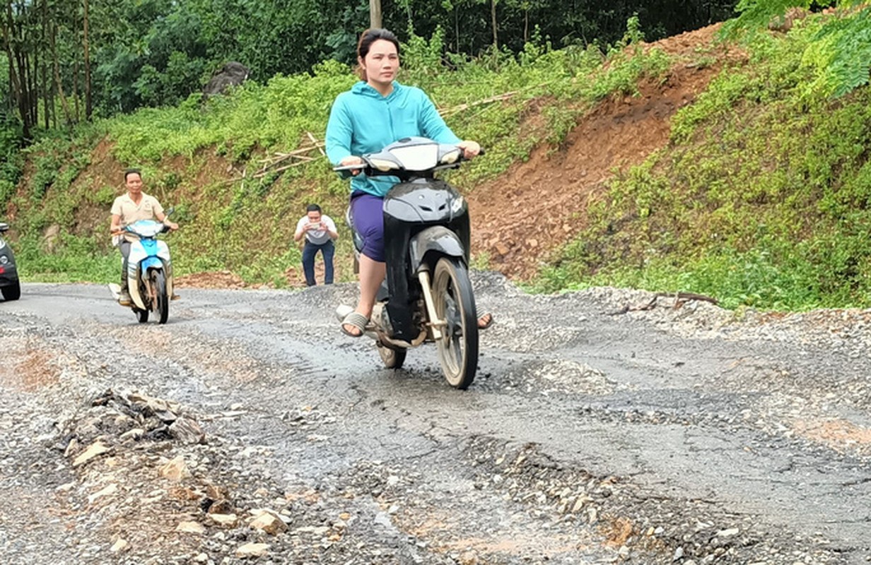 Duong 70 ti dong vua lam xong, nhieu doan da “nat nhu tuong“-Hinh-7