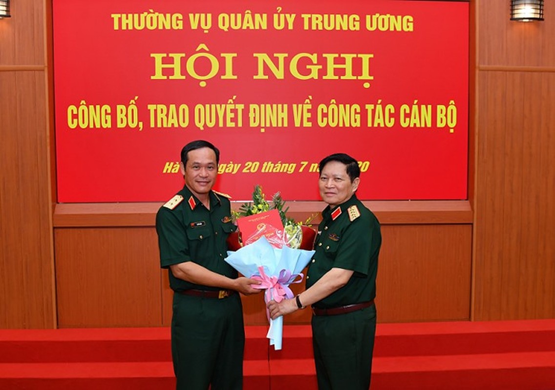 Chan dung Thu truong BQP Vu Hai San vua thang ham Thuong tuong-Hinh-6