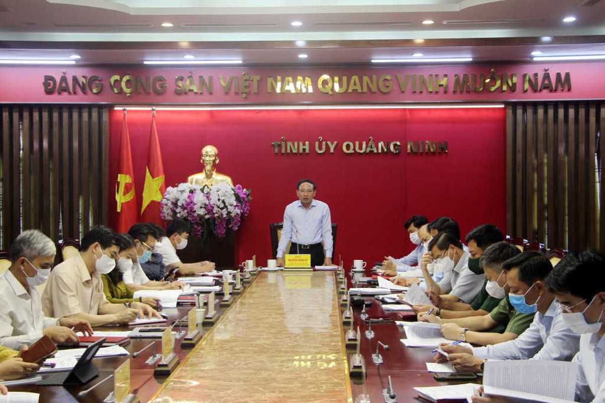 Quang Ninh: Hon 2.000 phuong tien vao tinh truoc dip le 2/9-Hinh-2
