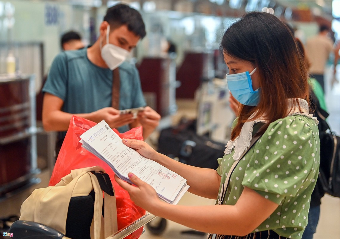 Nhieu nguoi TP.HCM duoc bay ve nha sau vai thang ket lai Ha Noi-Hinh-8