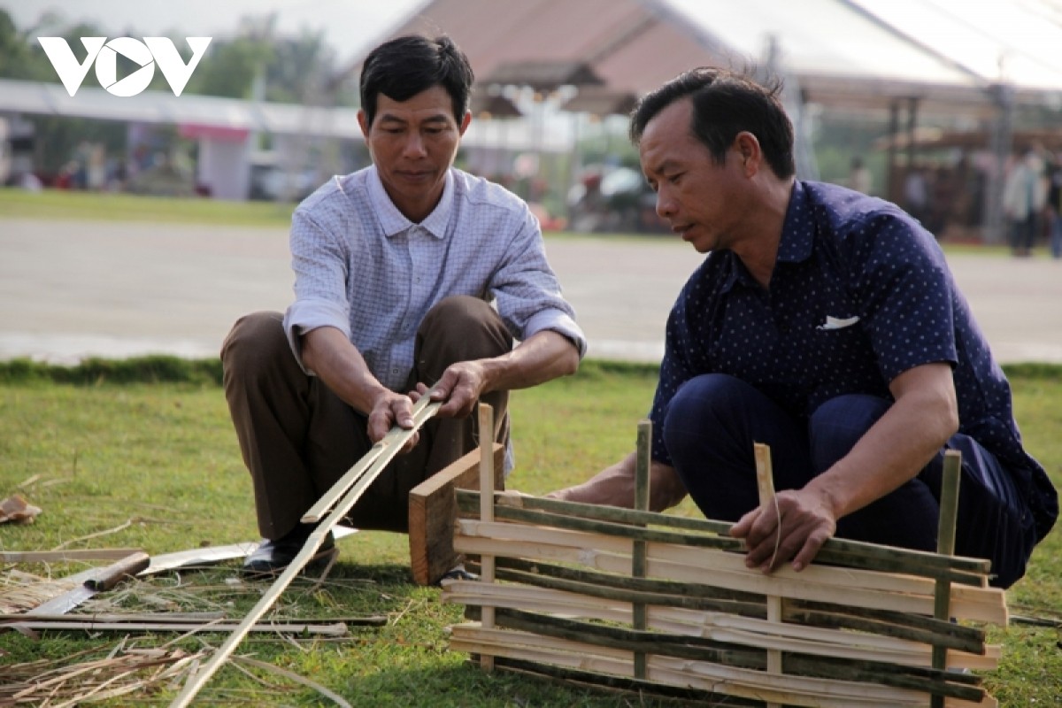 Ruc ro khong gian van hoa cac dan toc Lai Chau-Hinh-15