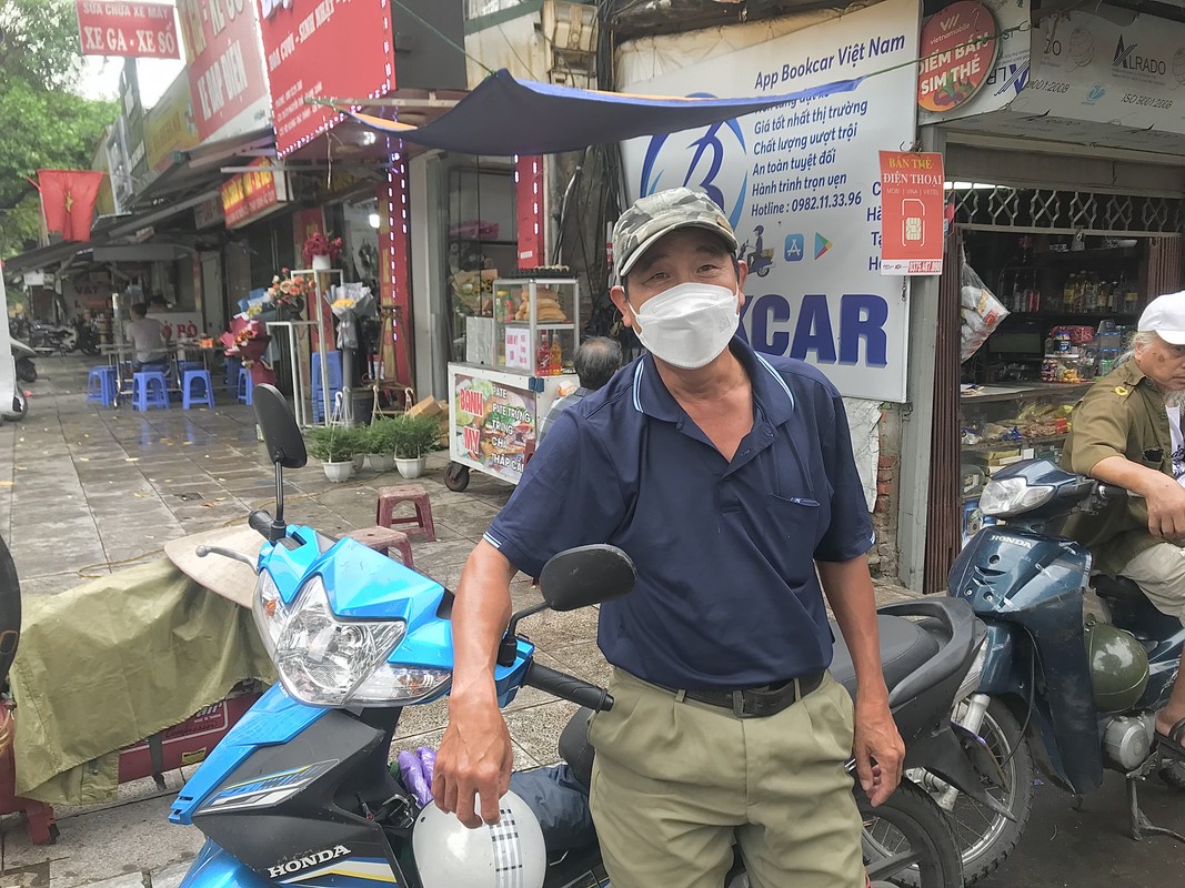 Duong Nguyen Trai, Ha Noi: Ngay dau ap dung phan lan cung tach o to, xe may-Hinh-10
