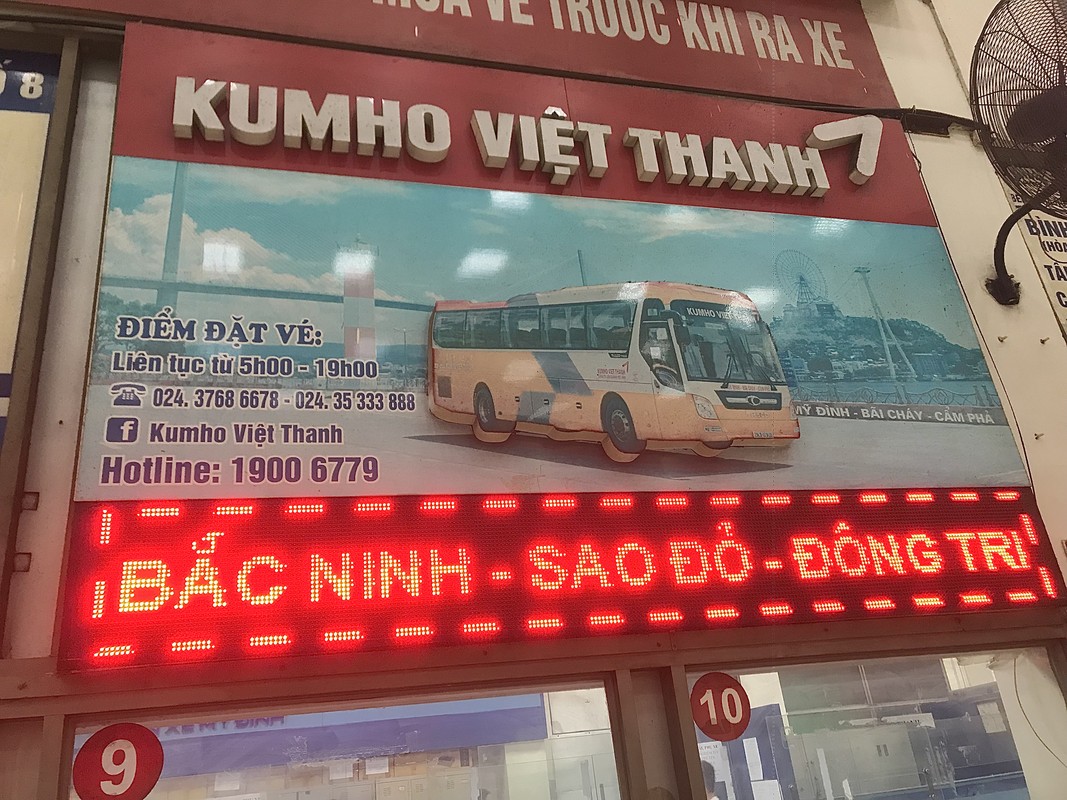 Nghi le Quoc khanh 2/9: Duong Ha Noi dong, ben xe lai vang khach-Hinh-12