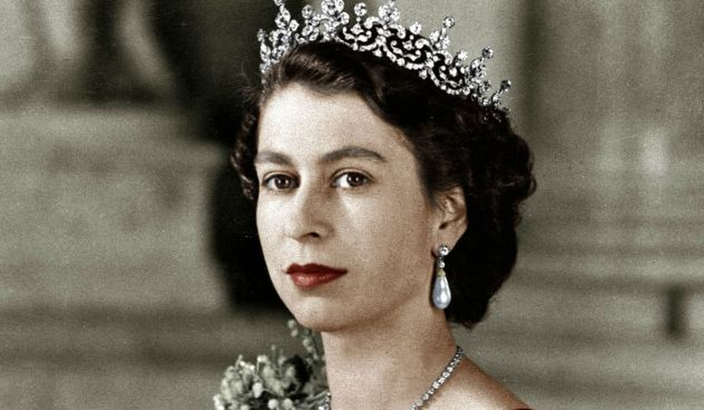 Ai ke thua vuong mien quy gia cua Nu hoang Elizabeth II?-Hinh-12