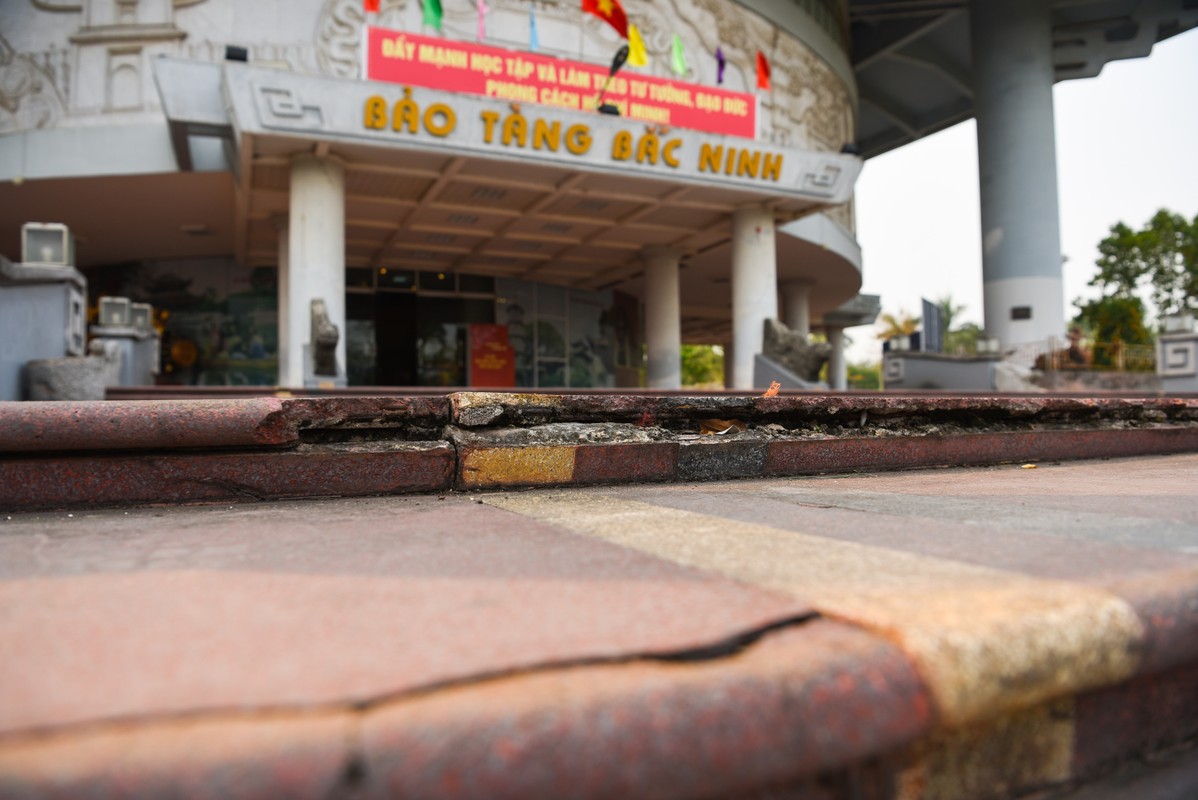 Can canh Bao tang Bac Ninh xuong cap nghiem trong-Hinh-3