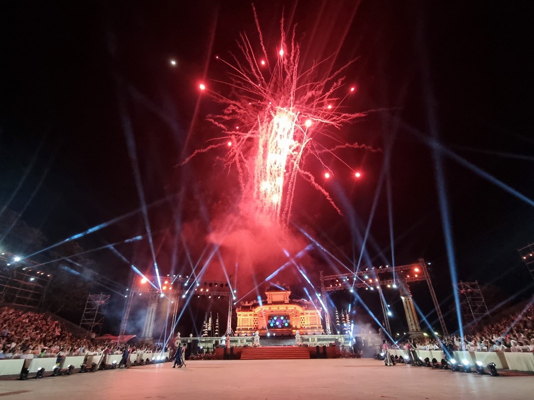 Man nhan dem khai hoi Festival nghe truyen thong Hue nam 2023