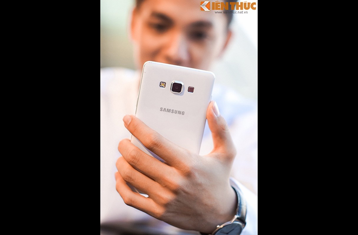 Cap doi hoan hao cung Samsung Galaxy A7 &amp; A5-Hinh-3