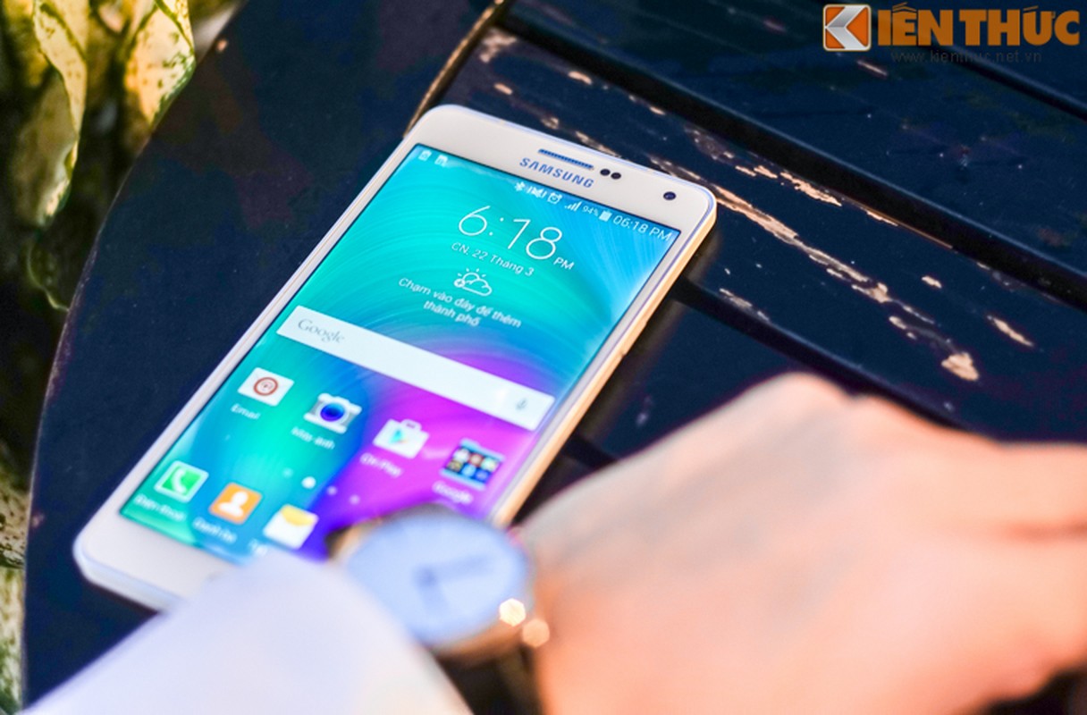 Cap doi hoan hao cung Samsung Galaxy A7 &amp; A5-Hinh-7