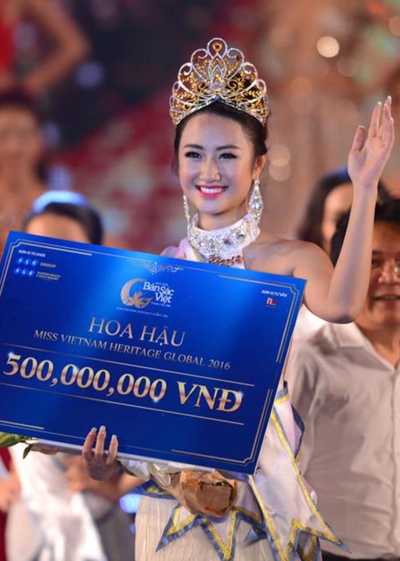 Chan dung tan Hoa hau ban sac Viet toan cau 2016-Hinh-2