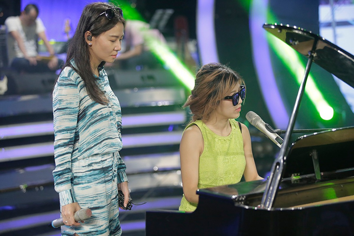 Thu Minh mang ca khuc moi den dem trao giai Vietnam Idol-Hinh-4