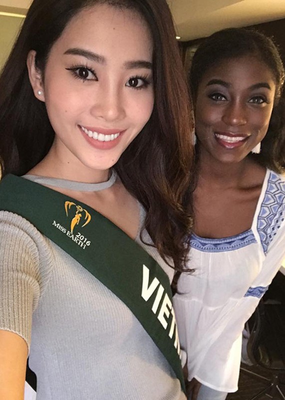 Hinh anh dau tien cua Hoa khoi Nam Em tai Miss Earth-Hinh-3