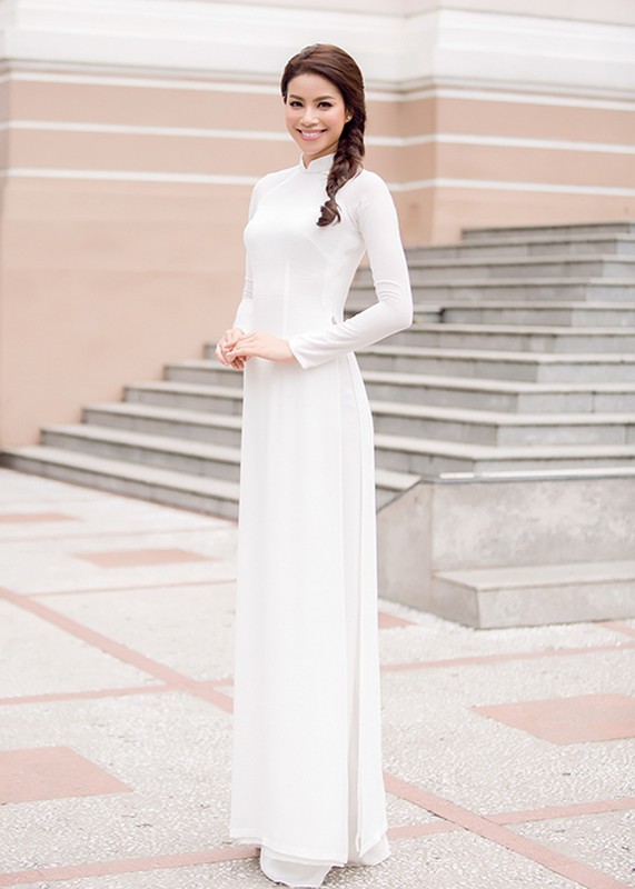 HH Pham Huong dep hut hon voi ao dai trang tinh khoi-Hinh-7