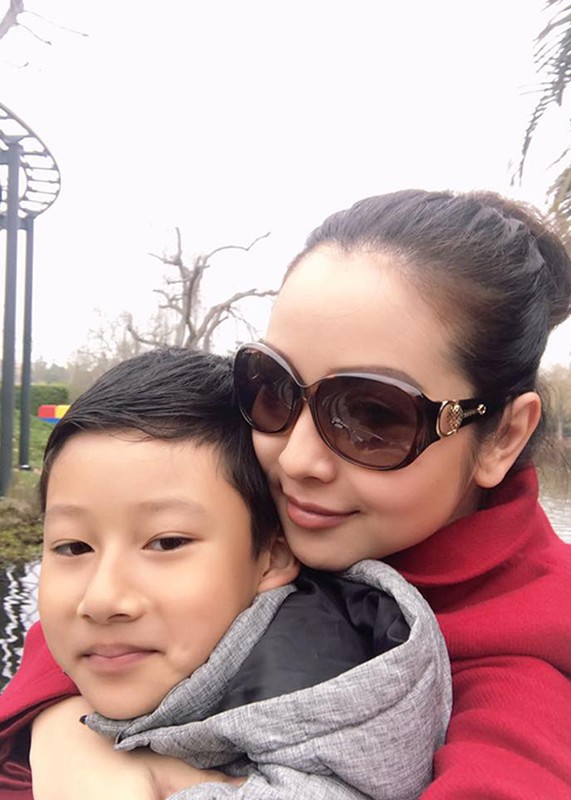 Quang Dung - Jennifer Pham lan luot mung sinh nhat con trai-Hinh-7