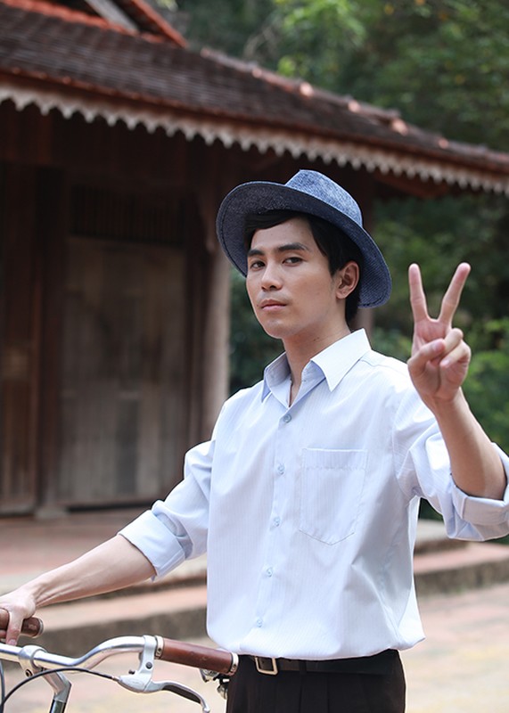 Hoc tro Ngo Thanh Van vuong tinh tay ba trong phim moi-Hinh-3