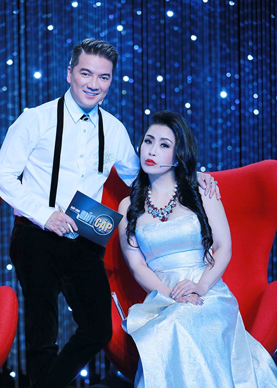 Thanh Thao va ban trai moi tinh tu o hau truong gameshow-Hinh-10