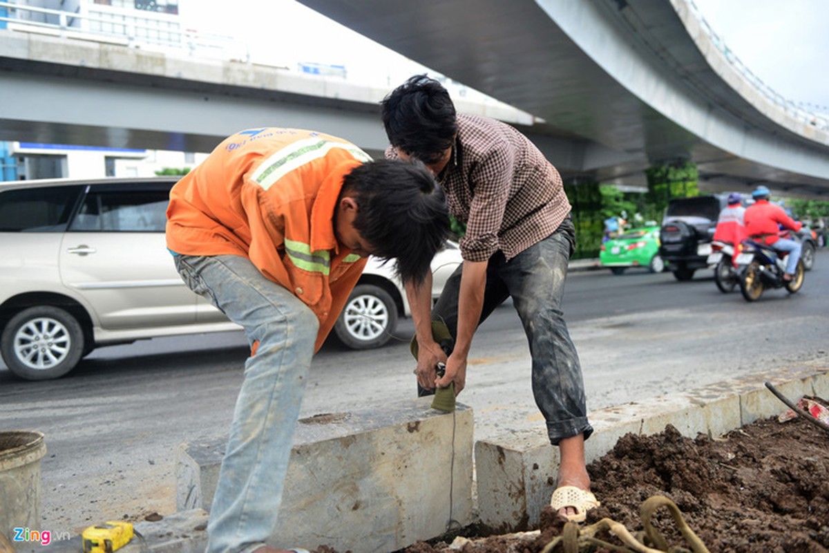 Cau vuot cua ngo Tan Son Nhat truoc ngay khanh thanh-Hinh-10