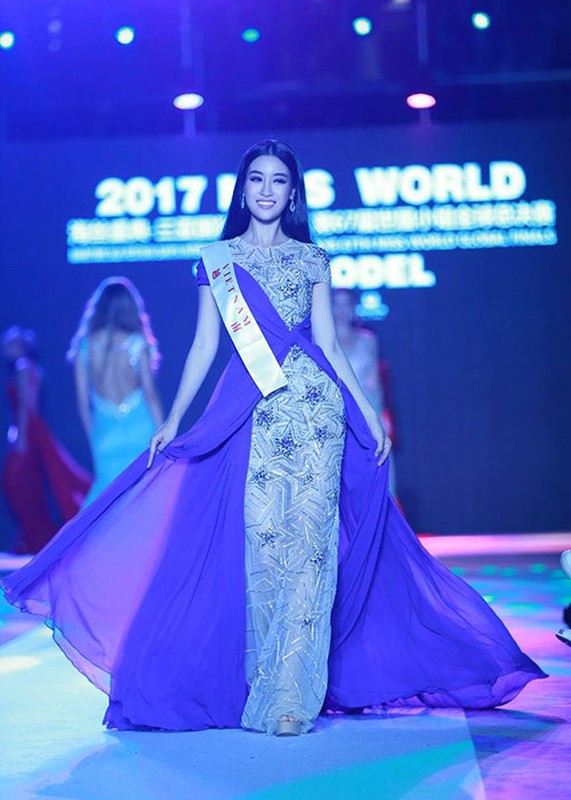 Do My Linh trang tay khi thi tai nang Miss World 2017-Hinh-10