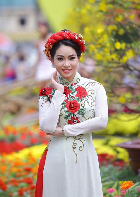 A khoi doanh nhan miet thi Huong Giang Idol la ai?-Hinh-6