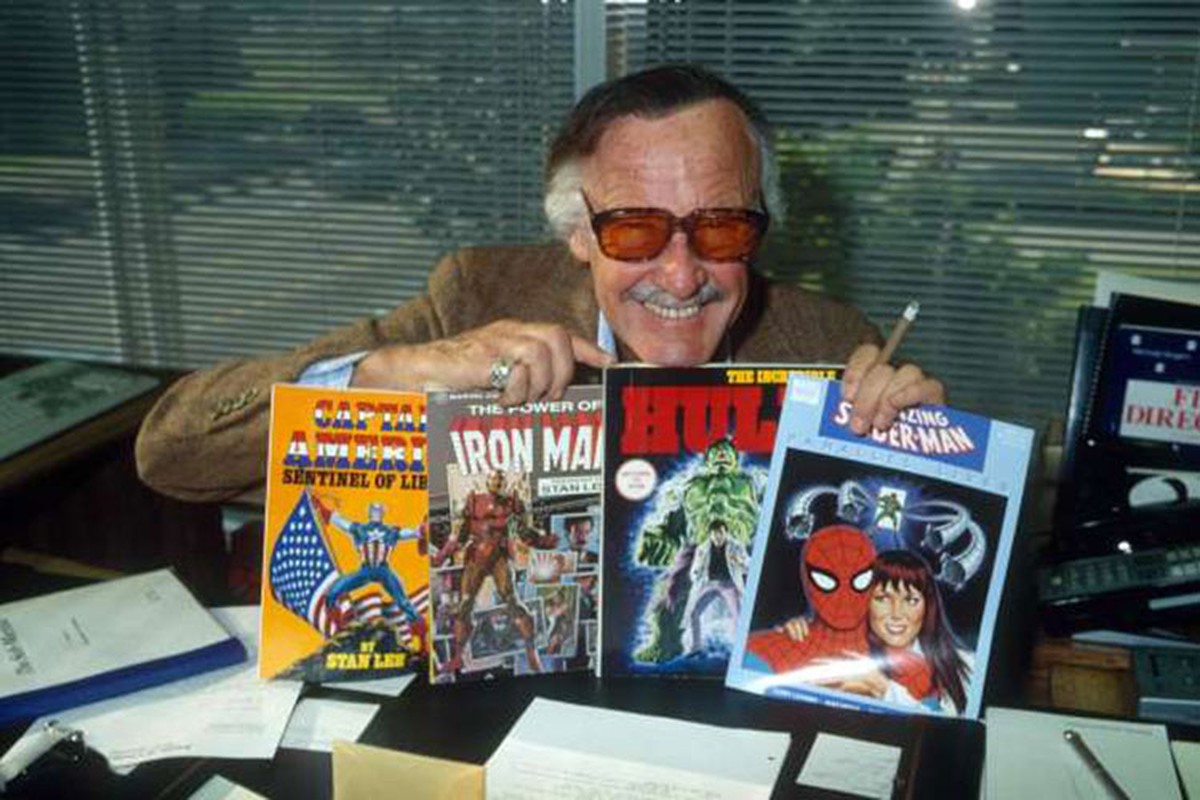 “Ong trum Marvel” Stan Lee: Su nghiep thanh cong, hon nhan vien man-Hinh-8