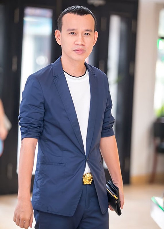 Choang vang voi phat ngon gay soc cua ong bau showbiz Viet-Hinh-10