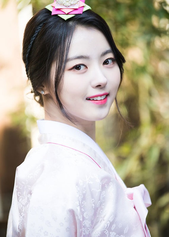 Loat my nhan Han dien hanbok don Tet, nhin la me!-Hinh-10