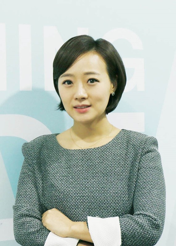 Chan dung co gai khui scandal moi gioi mai dam cua Seungri-Hinh-2