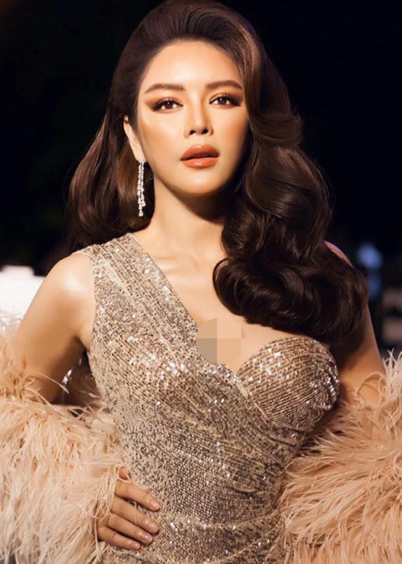 Cannes 2019: Ly Nha Ky lo hen, sao Hoa ngu do bo tham do