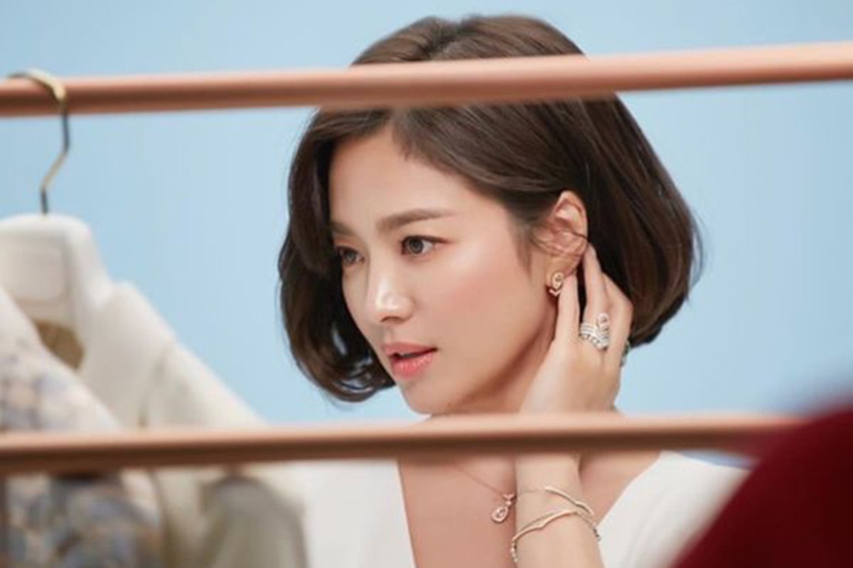 Song Hye Kyo khoe anh xinh dep sau on ao hon nhan