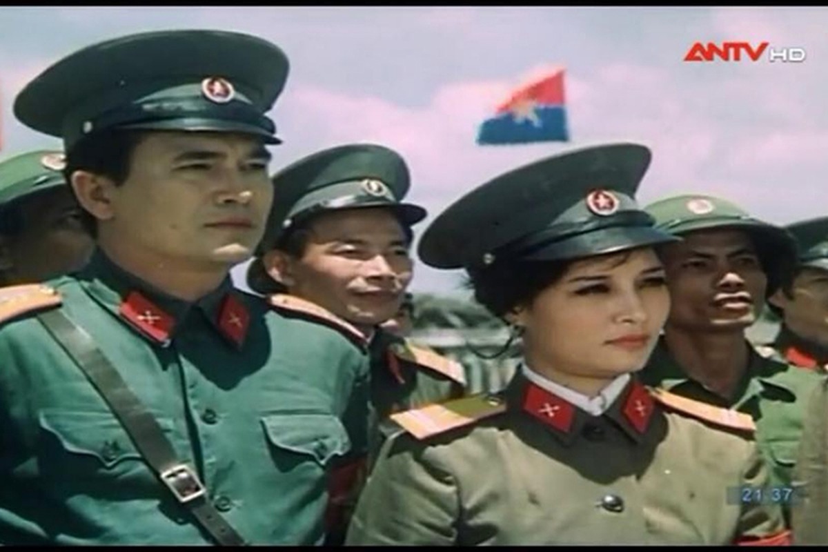 Loat anh thoi tre dien trai cua trum tinh bao 'Tu Chung Biet dong Sai Gon'-Hinh-13