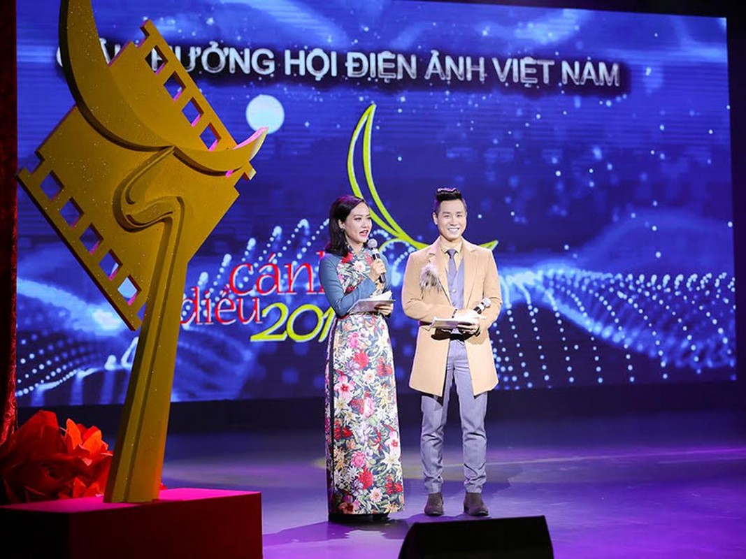 Dau chi doc nham ket qua The Voice Kids, Nguyen Khang dinh loat lum xum-Hinh-4