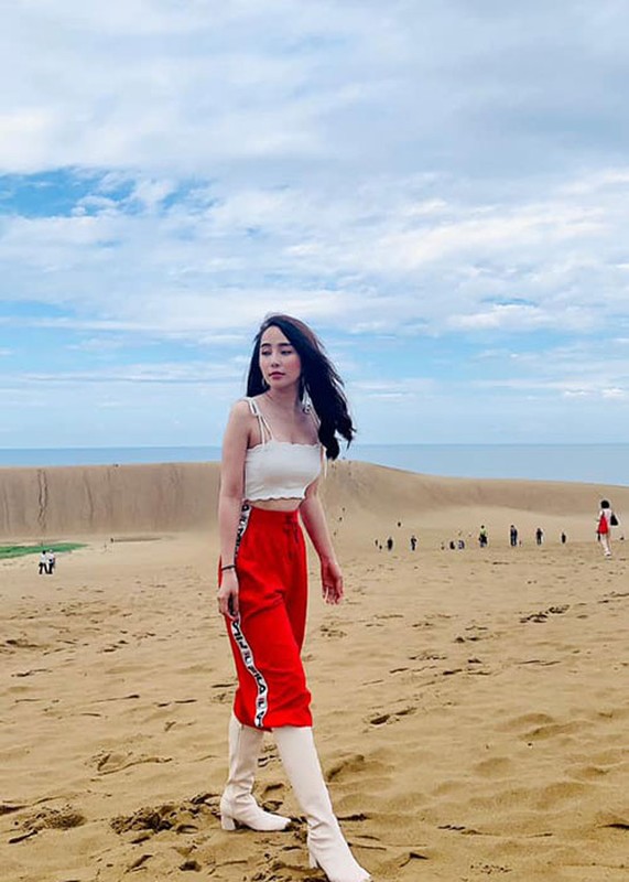 Hau ly hon, Quynh Nga va vo cu cua Viet Anh ngay cang goi cam-Hinh-6