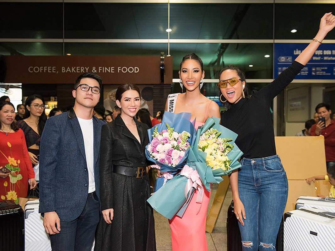 Hoang Thuy dong phat 2000 USD vi mang 12 kien hang ly thi Miss Universe-Hinh-7