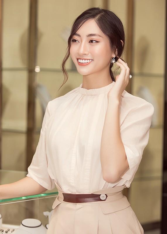 Luong Thuy Linh xuat sac lot top 10 Hoa hau Nhan ai tai Miss World-Hinh-14