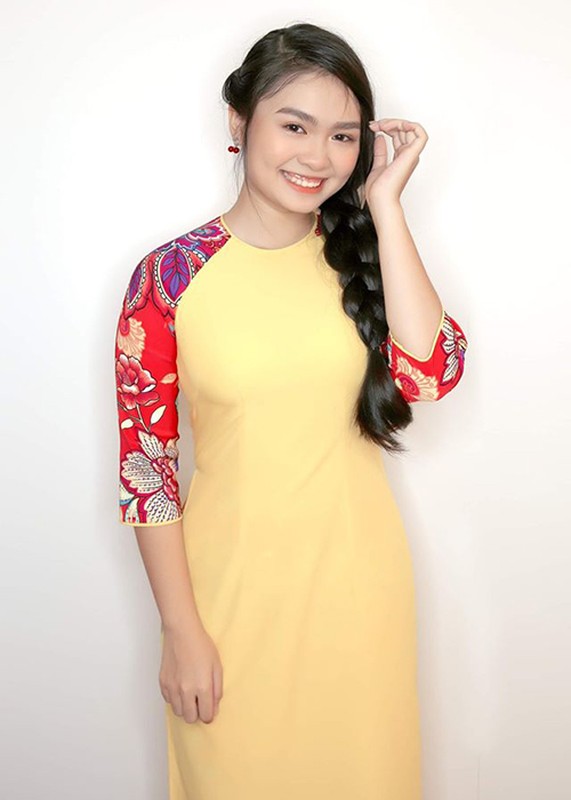 Nhan sac xinh dep cua Thien Nhan sau 6 nam dang quang Giong hat Viet nhi-Hinh-9