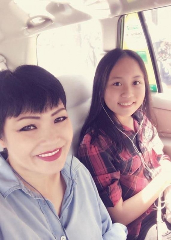 Con gai Phuong Thanh: Nhan sac xinh dep, kho so vi me noi tieng-Hinh-3