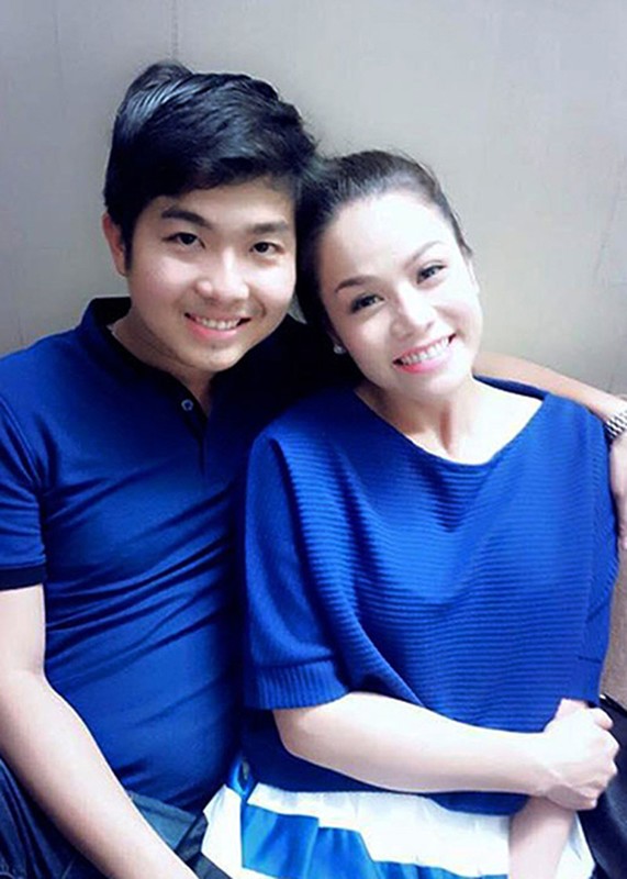 Nhat Kim Anh va chong cu Buu Loc: Hanh phuc ngan ngui, thi phi ngap tran-Hinh-4